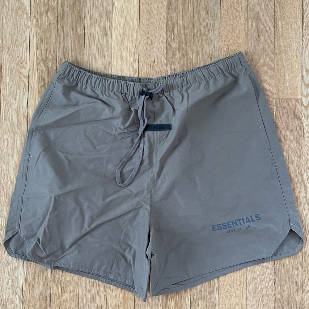 fear of god essentials volley short
